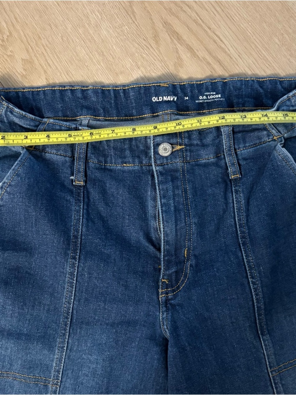 Old Navy Blue High-Rise Loose Fit Jeans - Picture 3 of 5